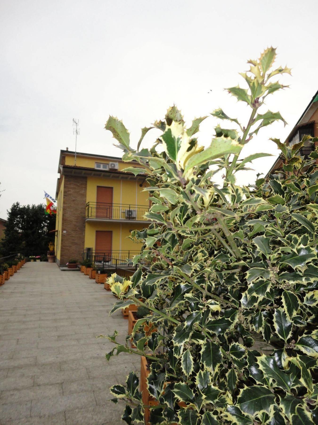 Pavia Ostello Exterior foto